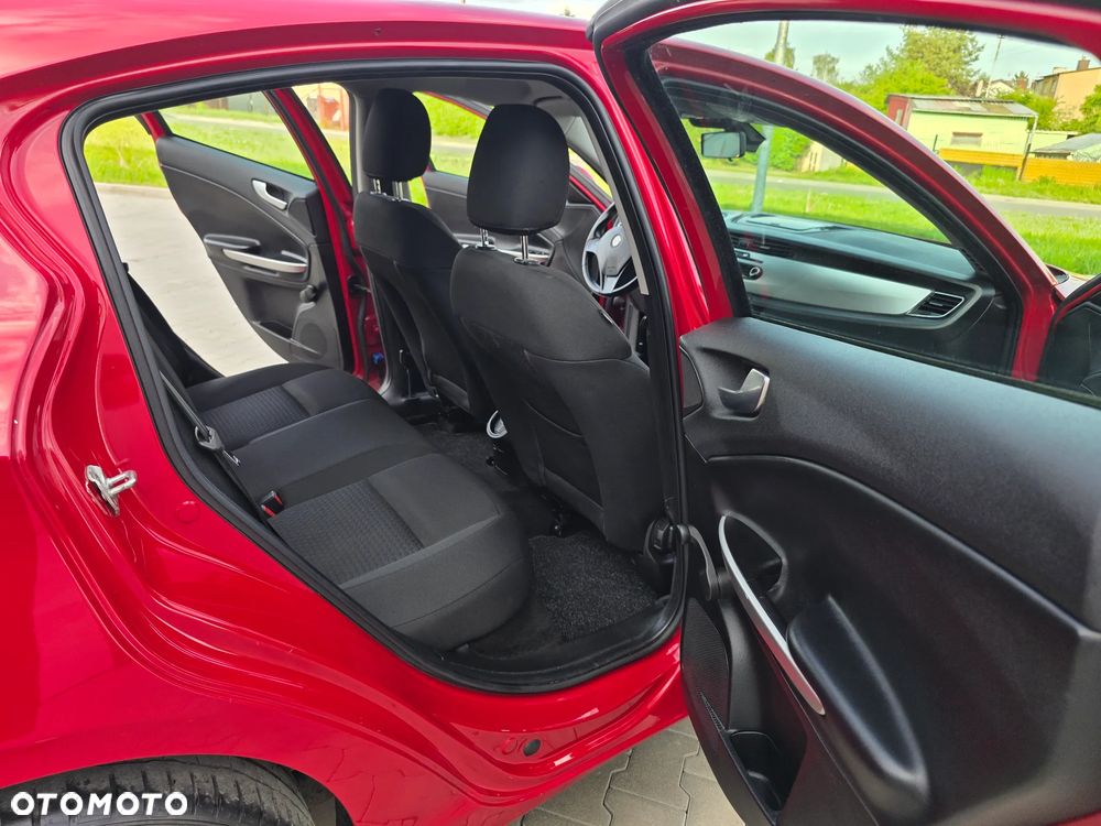 Alfa Romeo Giulietta 1.6 JTDM 16V - 10