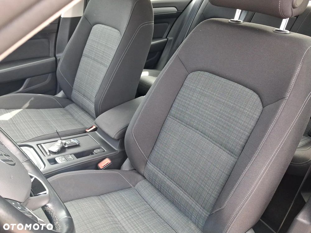 Volkswagen Passat 2.0 TDI EVO Business DSG - 11