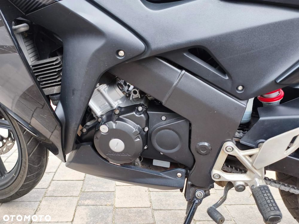 Honda CBR - 3