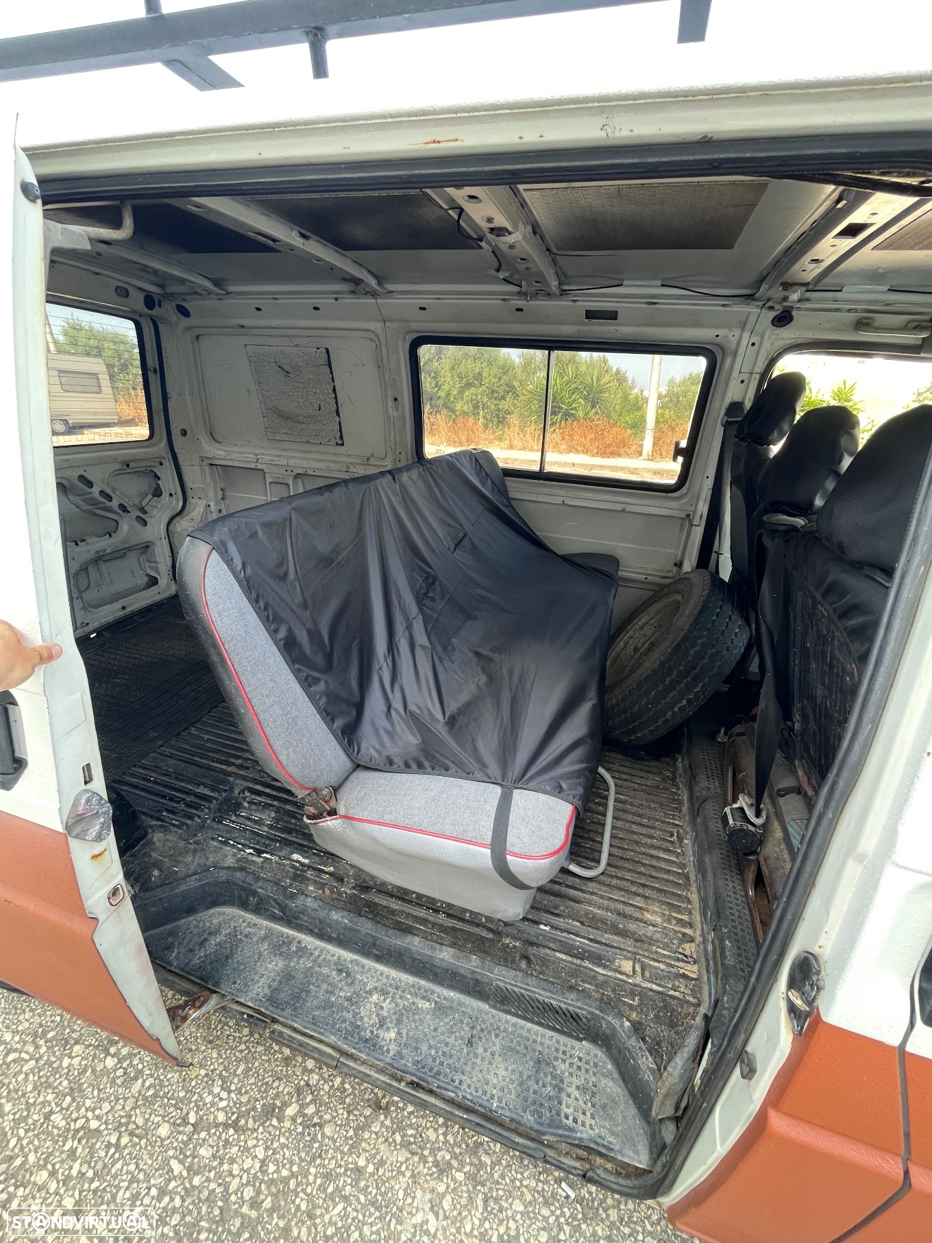 VW Transporter 1.9 D - 12