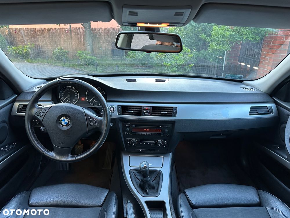 BMW Seria 3 - 13