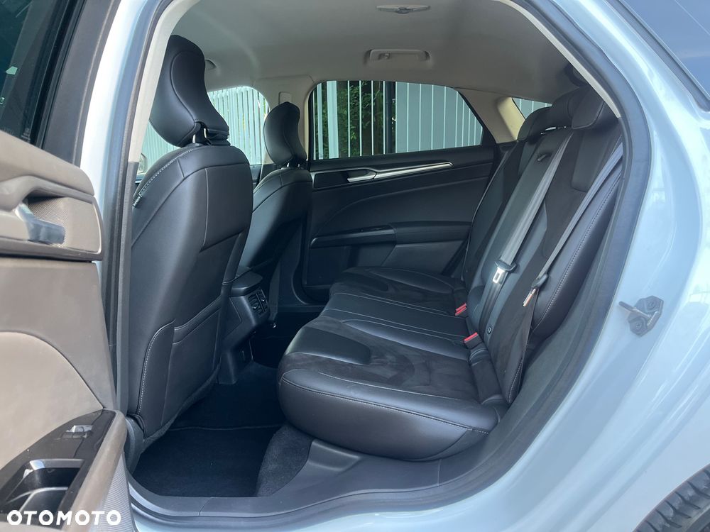 Ford Mondeo 2.0 TDCi Titanium 4WD PowerShift - 20