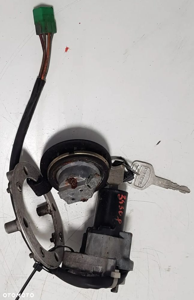 SUZUKI XF 650 Freewind Stacyjka Zamek Korek - 1