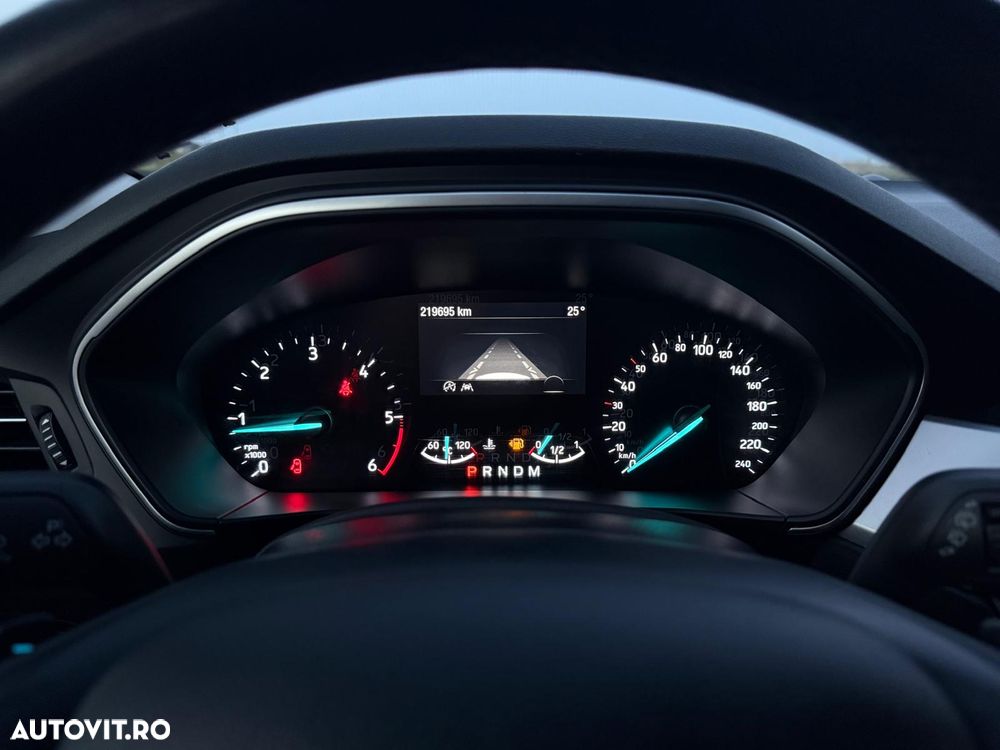 Ford Focus - 16