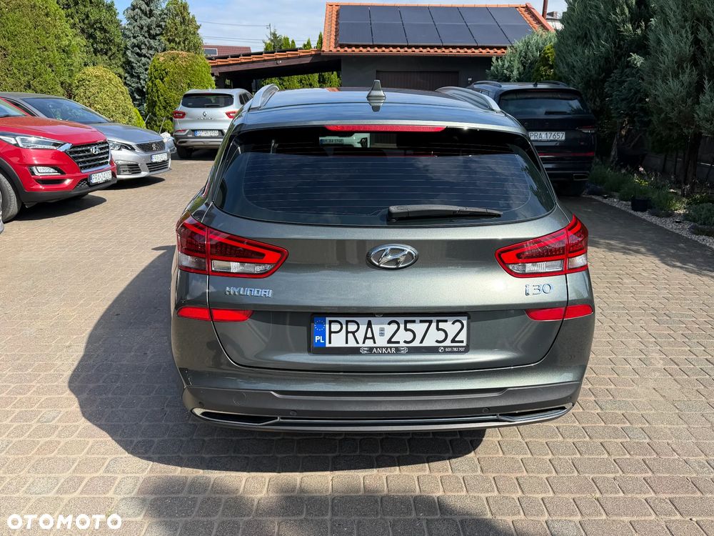 Hyundai i30 1.5 T-GDI 48V-Hybrid Advantage - 12