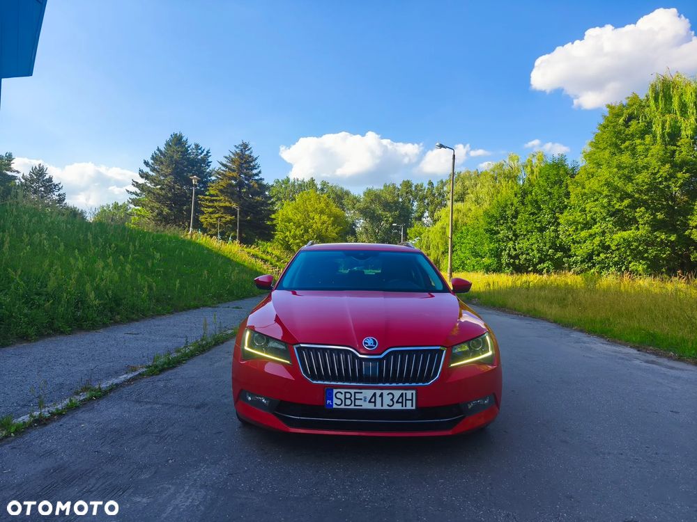 Skoda Superb 2.0 TDI DSG L&K - 11