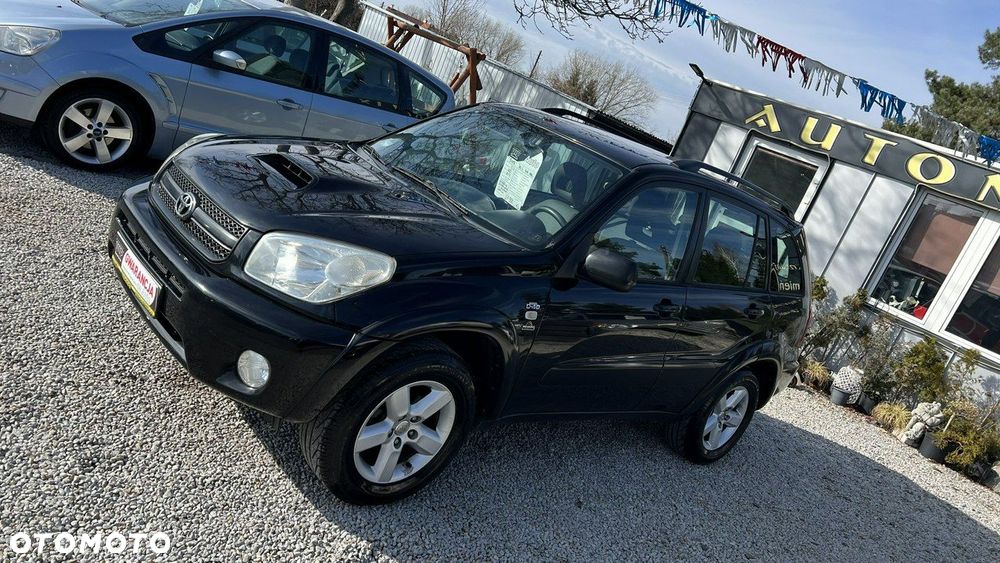 Toyota RAV4 - 16