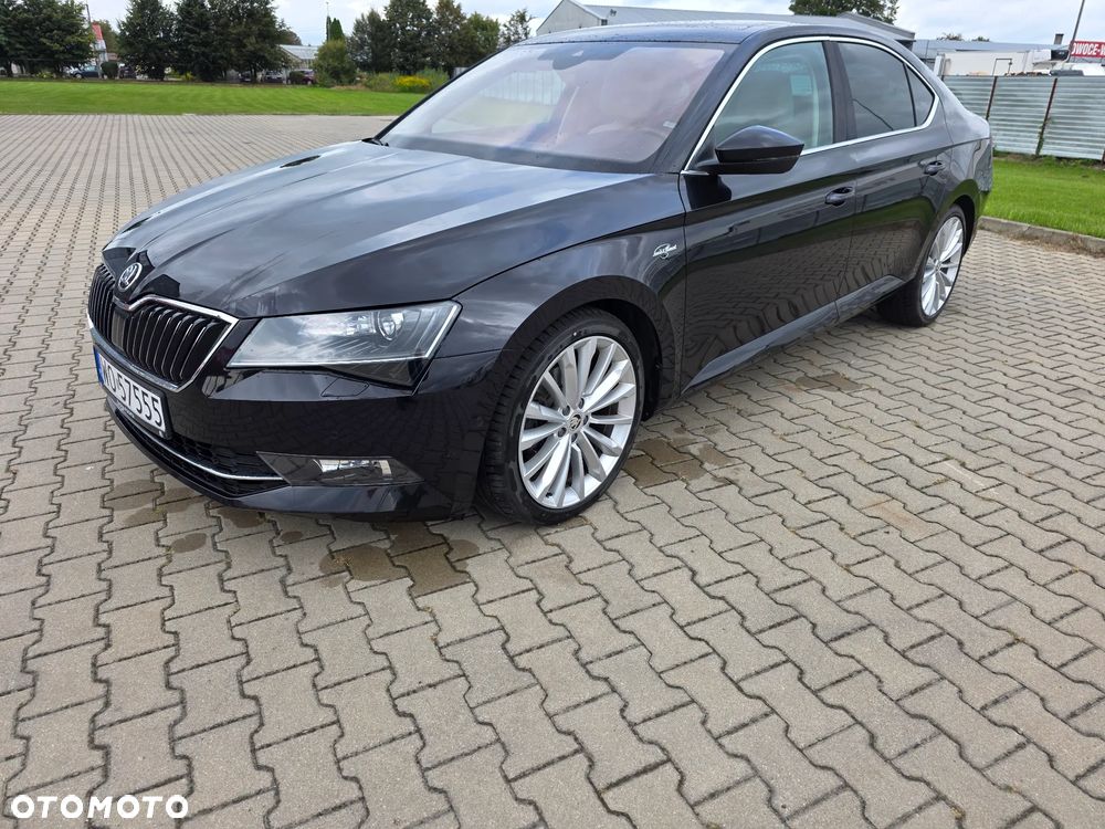 Skoda Superb 2.0 TDI 4x4 L&K DSG - 11