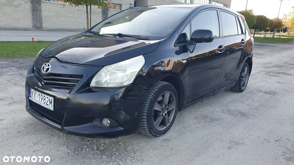 Toyota Verso 2.0 D-4D Executive - 18