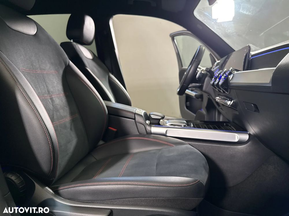 Mercedes-Benz EQB 300 4MATIC - 12