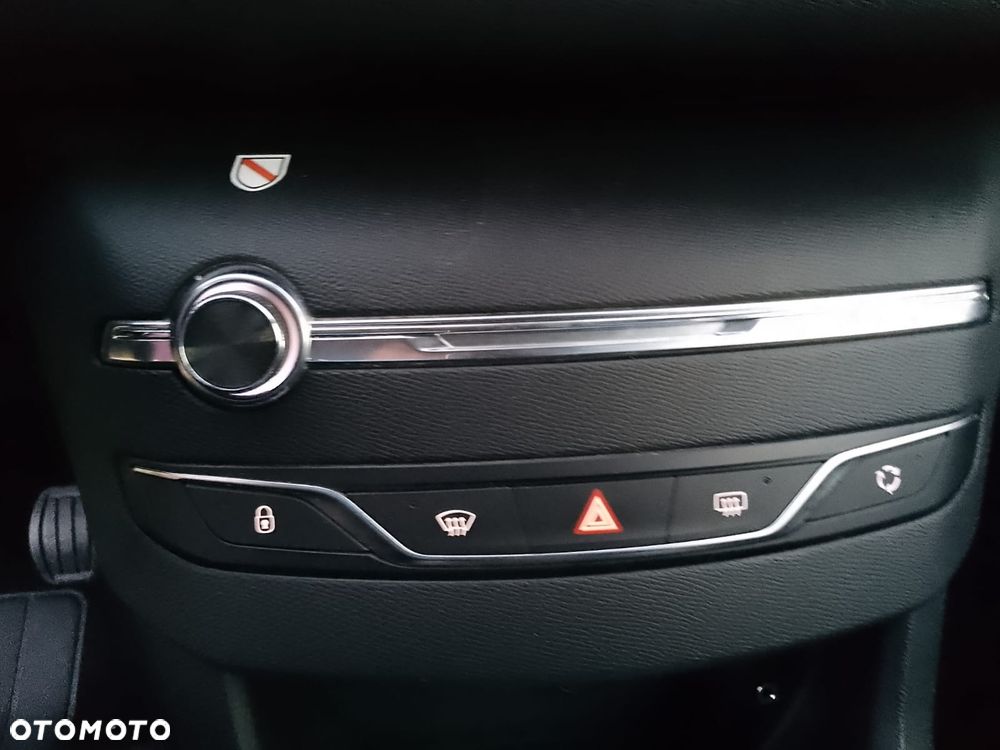 Peugeot 308 1.6 HDi Premium - 14
