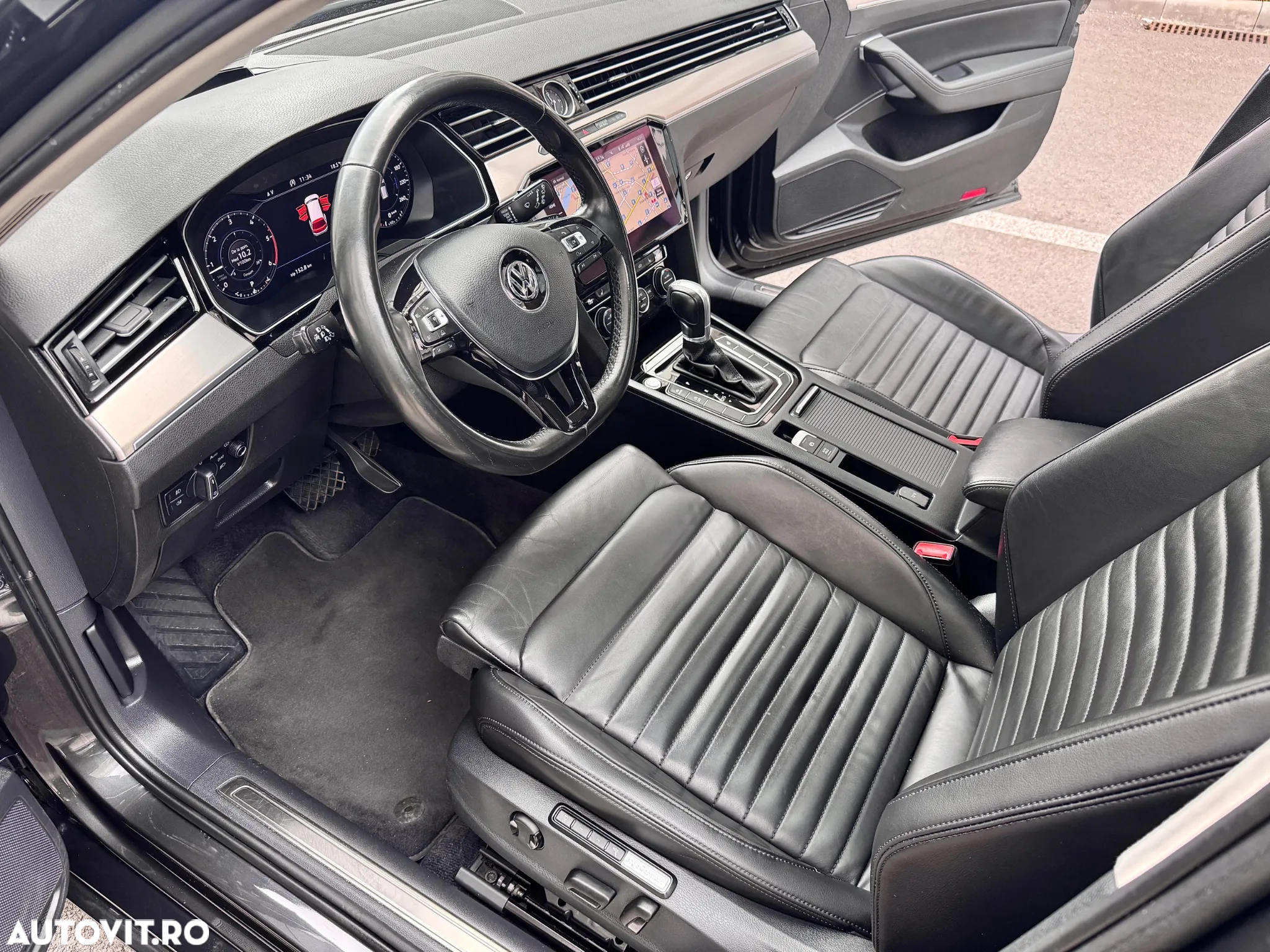 Volkswagen Passat Variant 2.0 TDI SCR DSG BlueMotion Highline - 7