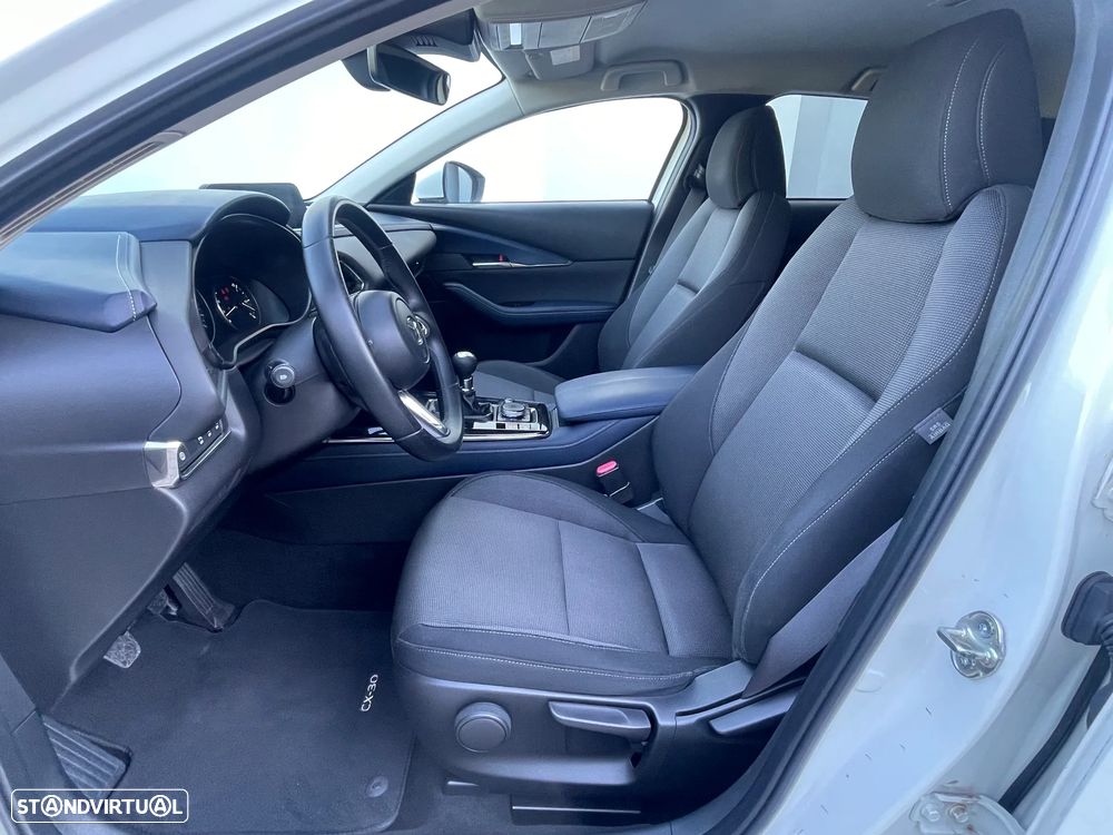 Mazda CX-30 1.8 Sky-D Evolve i-Active +Sport+Safety+Sound - 16