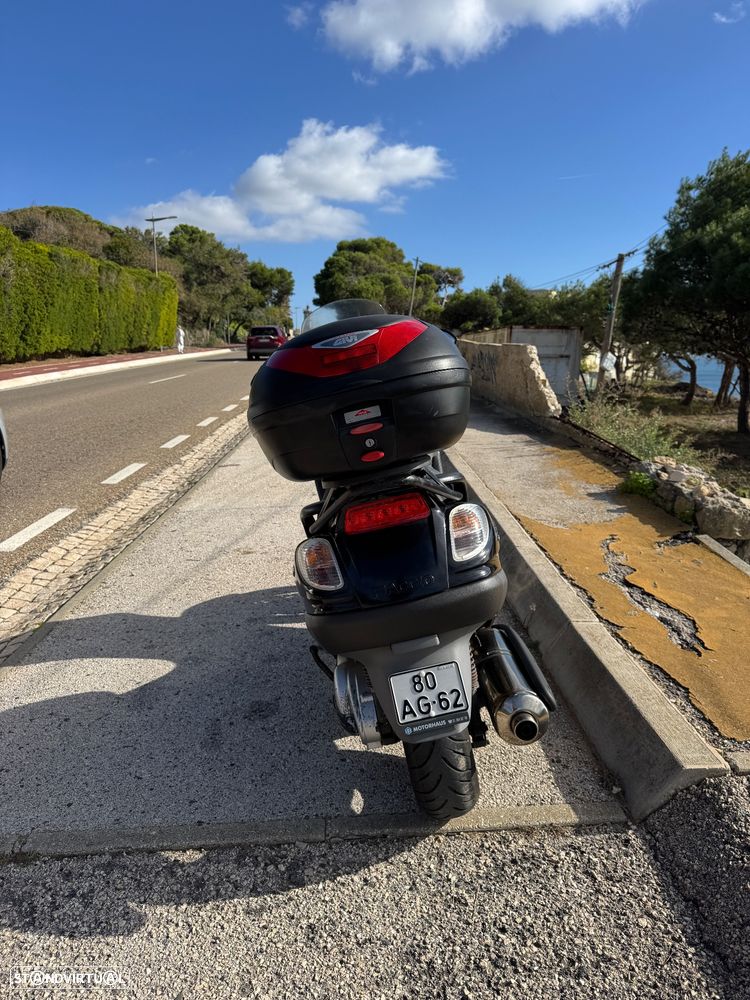 Piaggio XEvo X9 Evolution 500 - 10