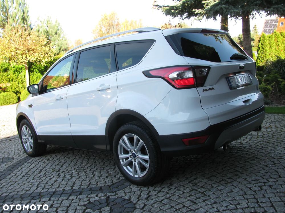 Ford Kuga 1.5 EcoBoost 2x4 Trend - 6