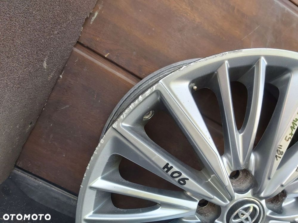 Toyota Auris Corolla E16 E18 Avensis T27 Alufelgi felgi 18 5x114,3 7J et45 - 4