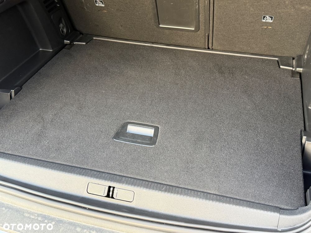 Peugeot 3008 BlueHDi 130 Stop & Start EAT8 Allure - 13