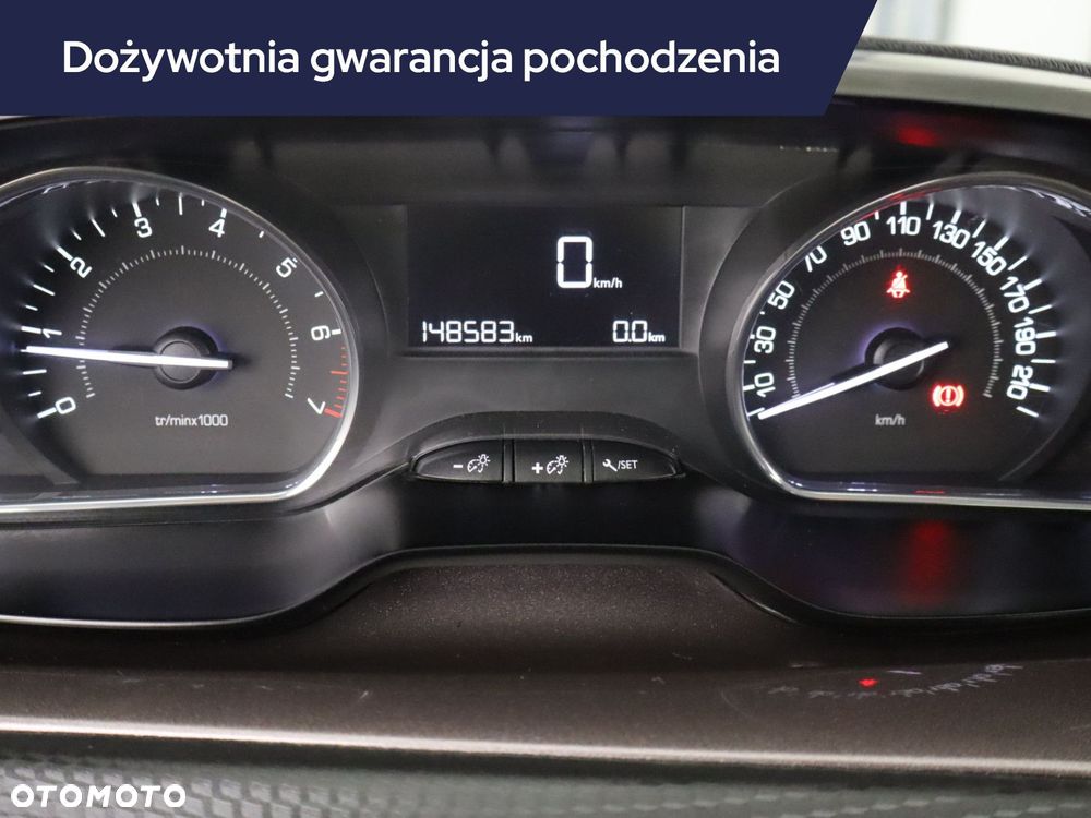 Peugeot 2008 - 13
