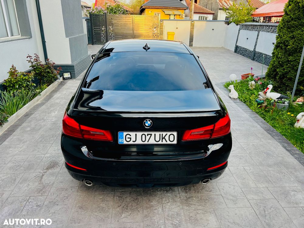 BMW Seria 5 520d Aut. Sport Line - 9