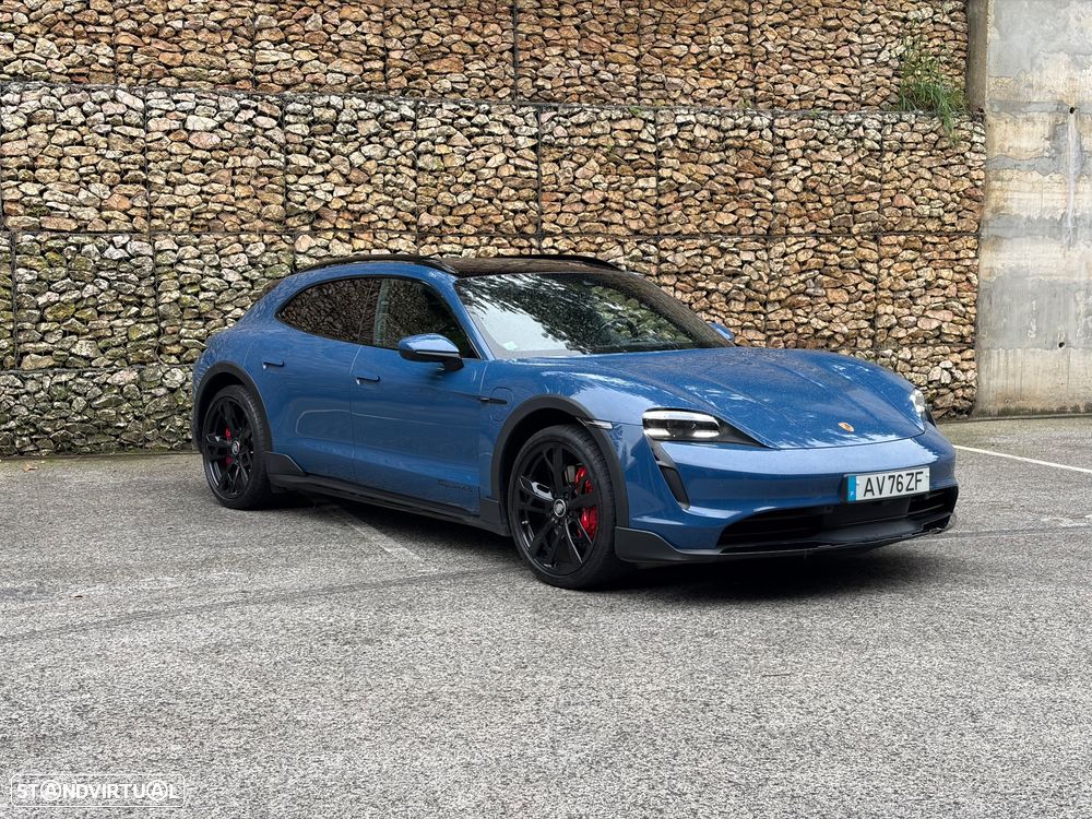 Porsche Taycan Cross Turismo - 1