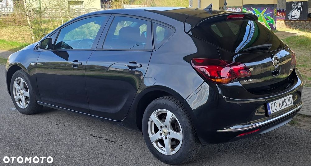 Opel Astra 1.7 CDTI DPF ENERGY - 28