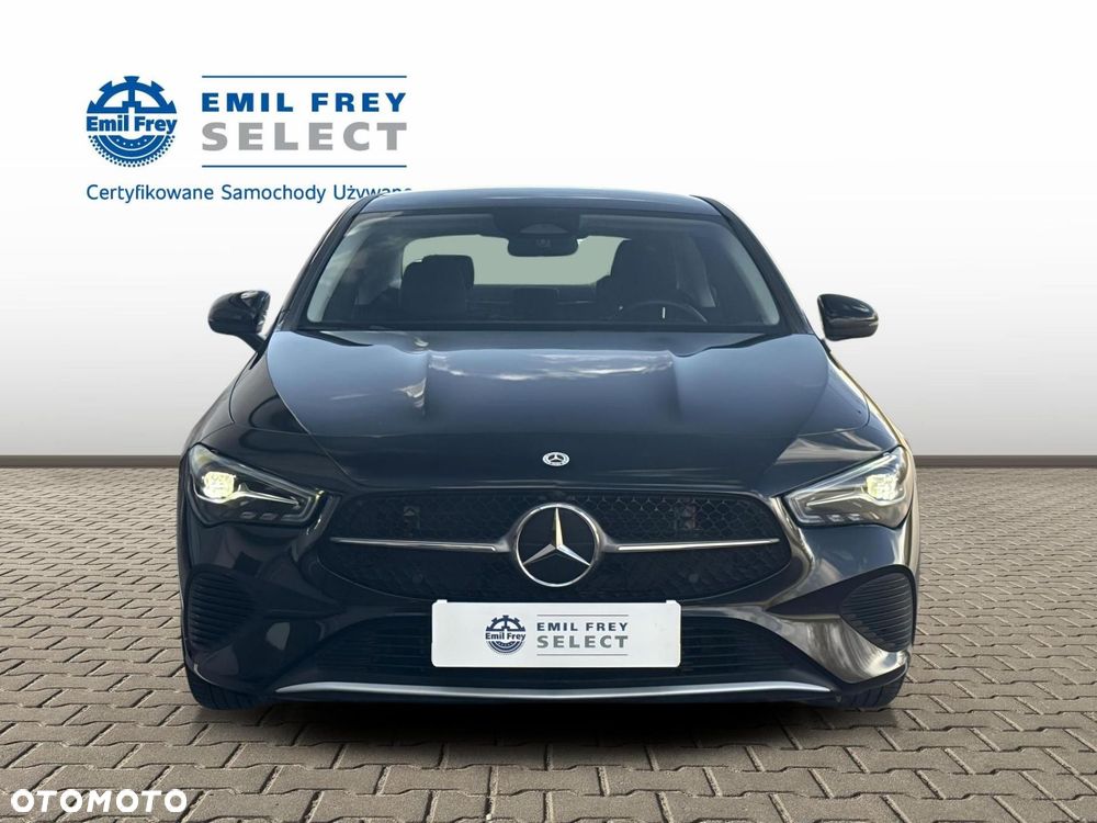 Mercedes-Benz CLA - 9