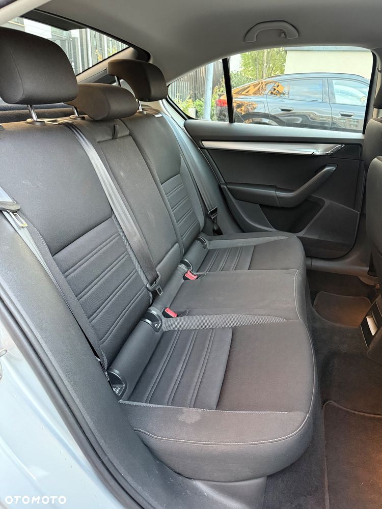 Skoda Octavia 1.5 TSI ACT Ambition - 11