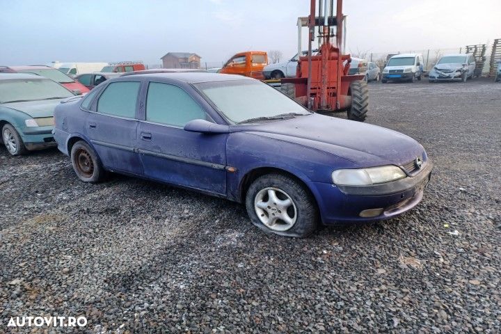 OGLINDA STANGA ELECTRICA E1010446 E1010446 Opel Vectra B [1995 - 1999 - 10
