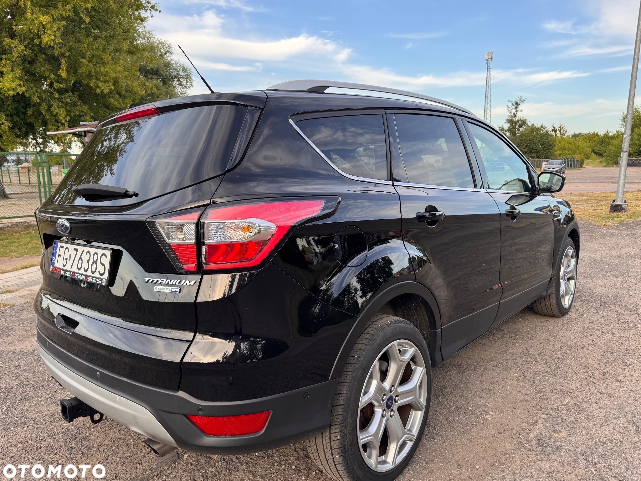 Ford Escape 2.0 EcoBoost AWD Titanium - 6