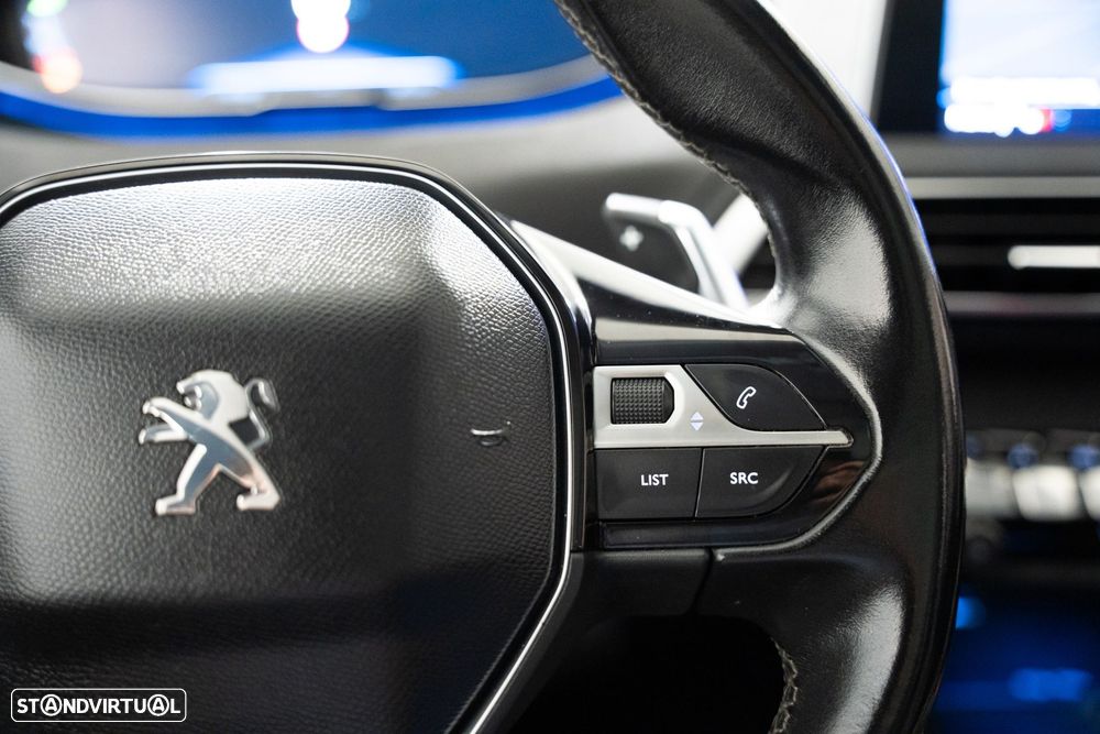 Peugeot 5008 1.2 PureTech Allure Pack EAT8 - 26