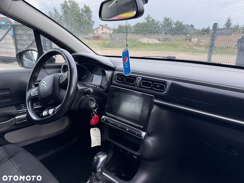 Citroën C3 Pure Tech 82 SHINE - 10