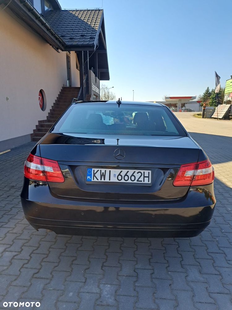 Mercedes-Benz Klasa E 200 CDI - 2