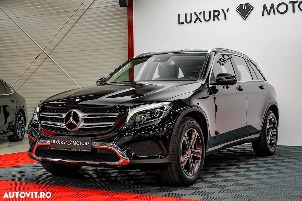 Mercedes-Benz GLC 250 4Matic 9G-TRONIC Exclusive - 9