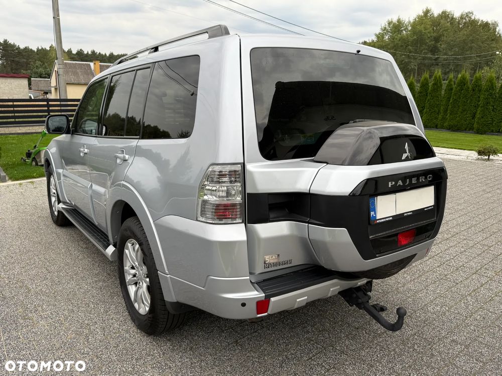 Mitsubishi Pajero 3.2 DID Instyle EU6 - 23