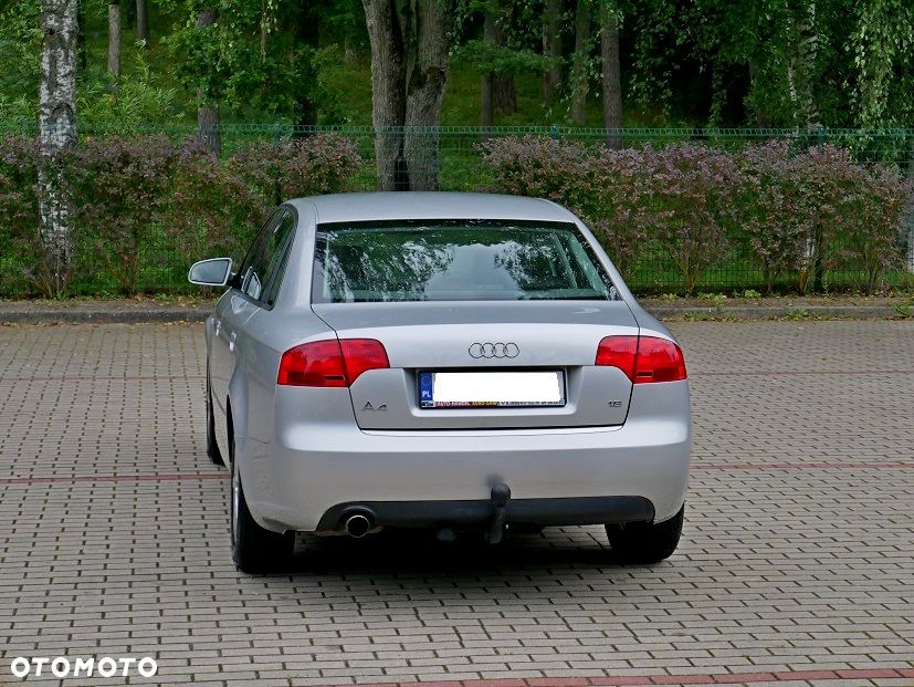 Audi A4 Limousine - 5