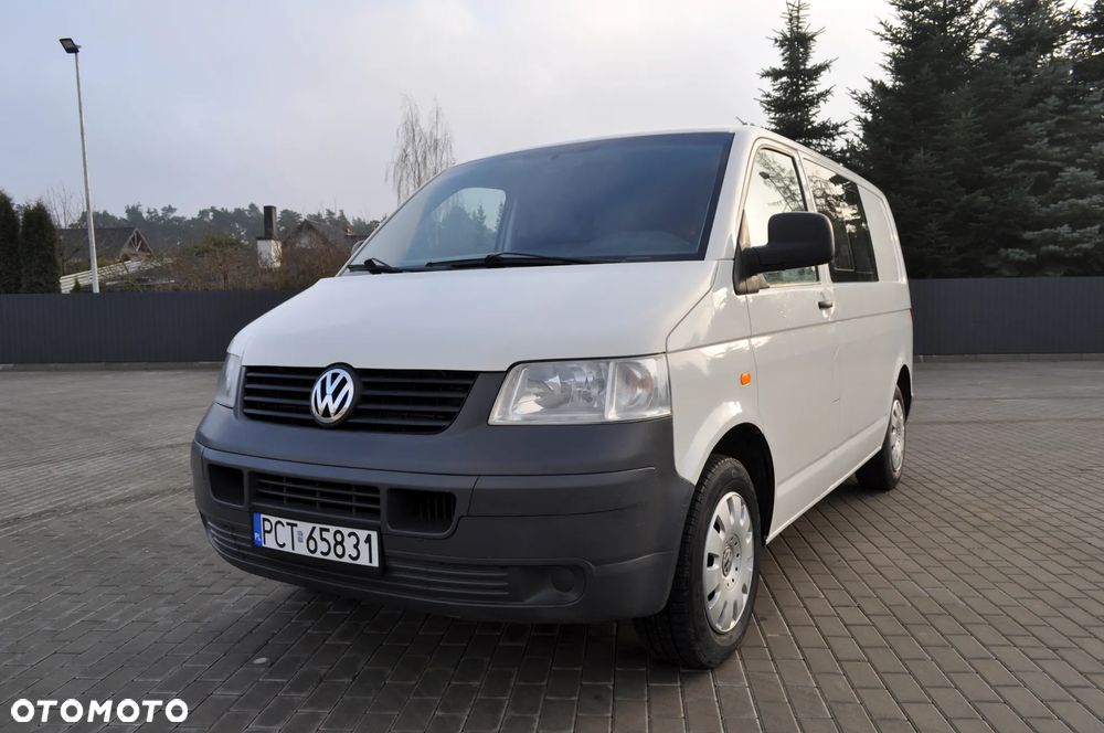 Volkswagen Transporter - 2