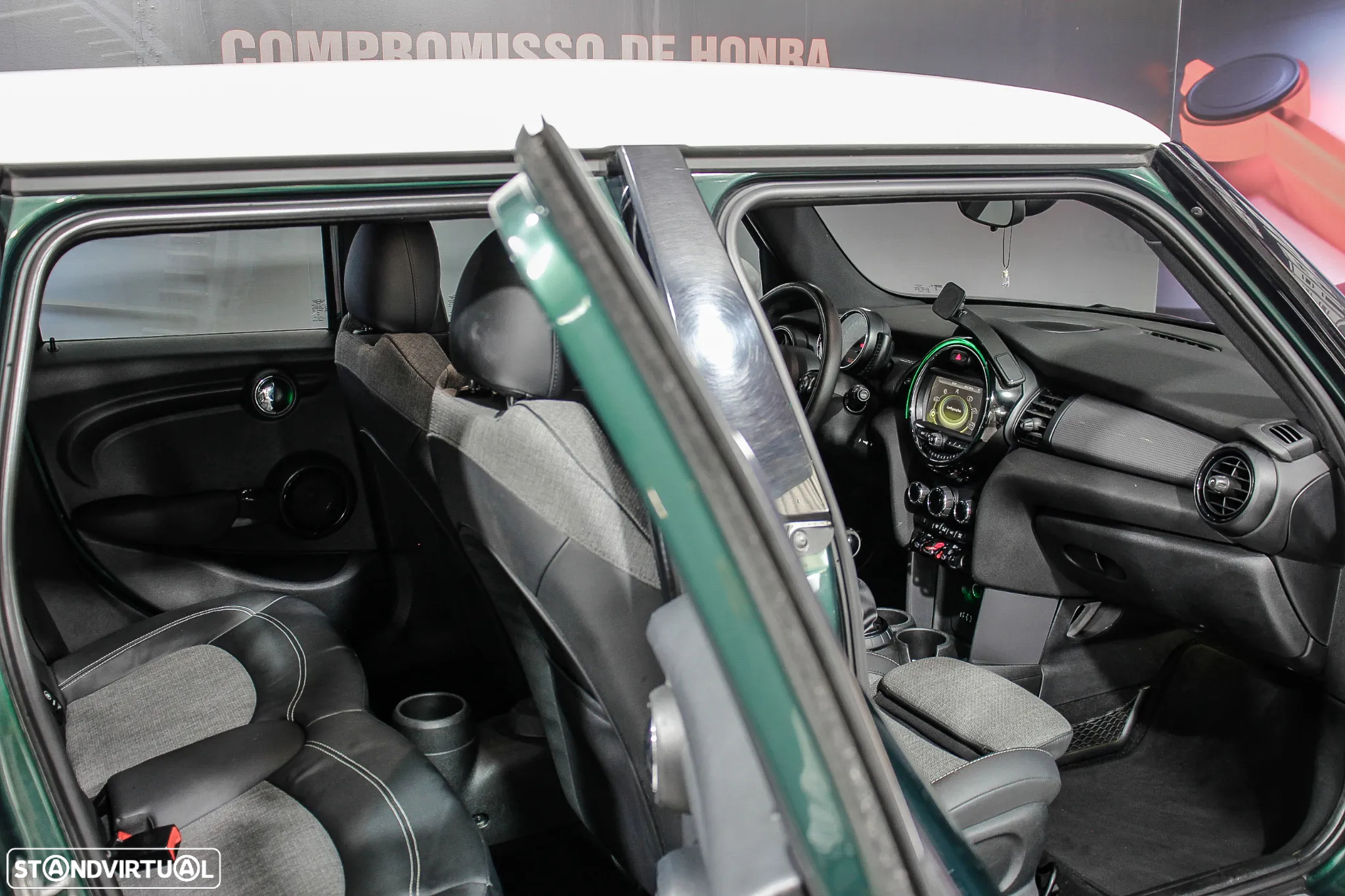 MINI 5 Portas Cooper D - 14