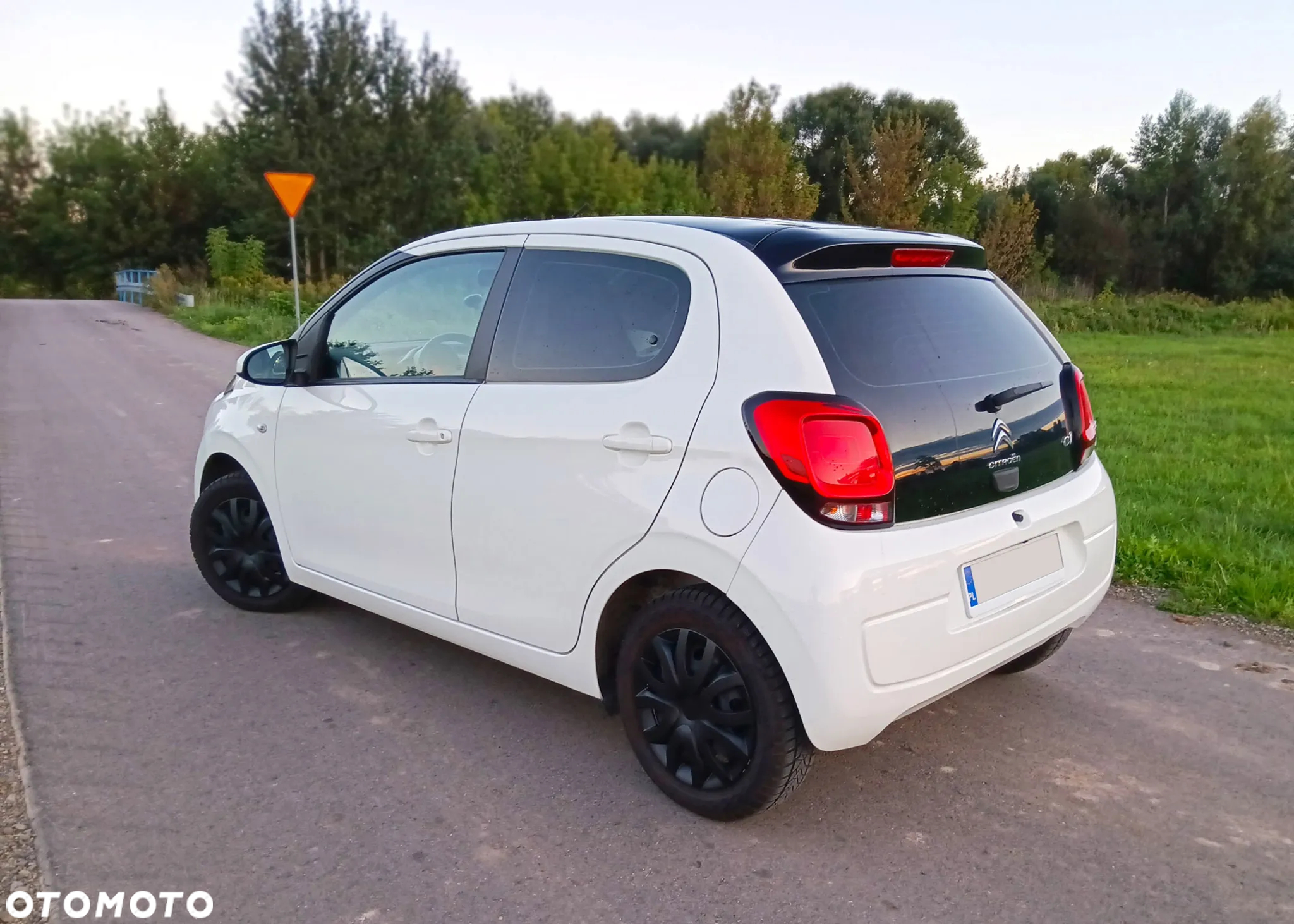 Citroën C1 1.0 VTi Shine EU6 - 3