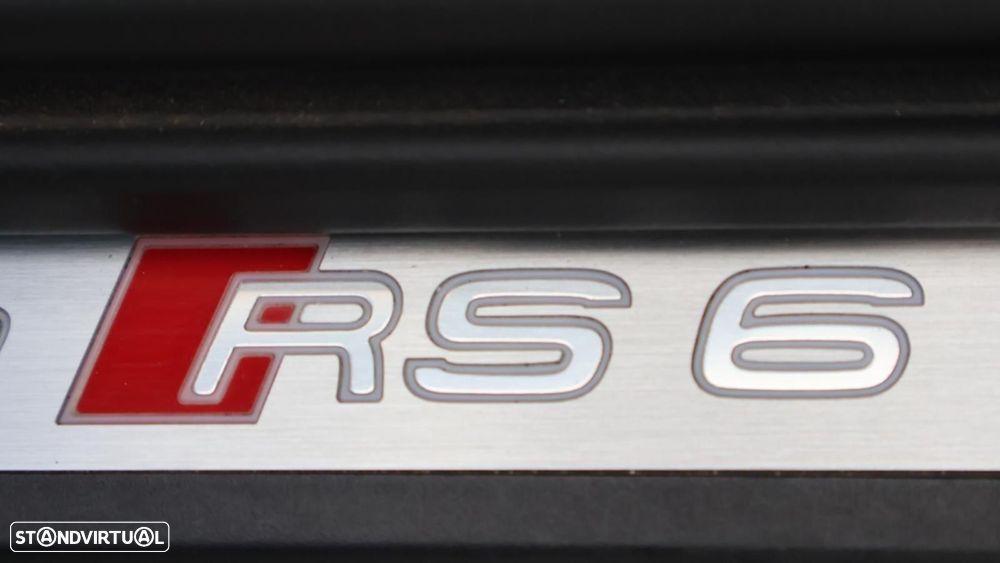 Audi RS6 Avant - 11