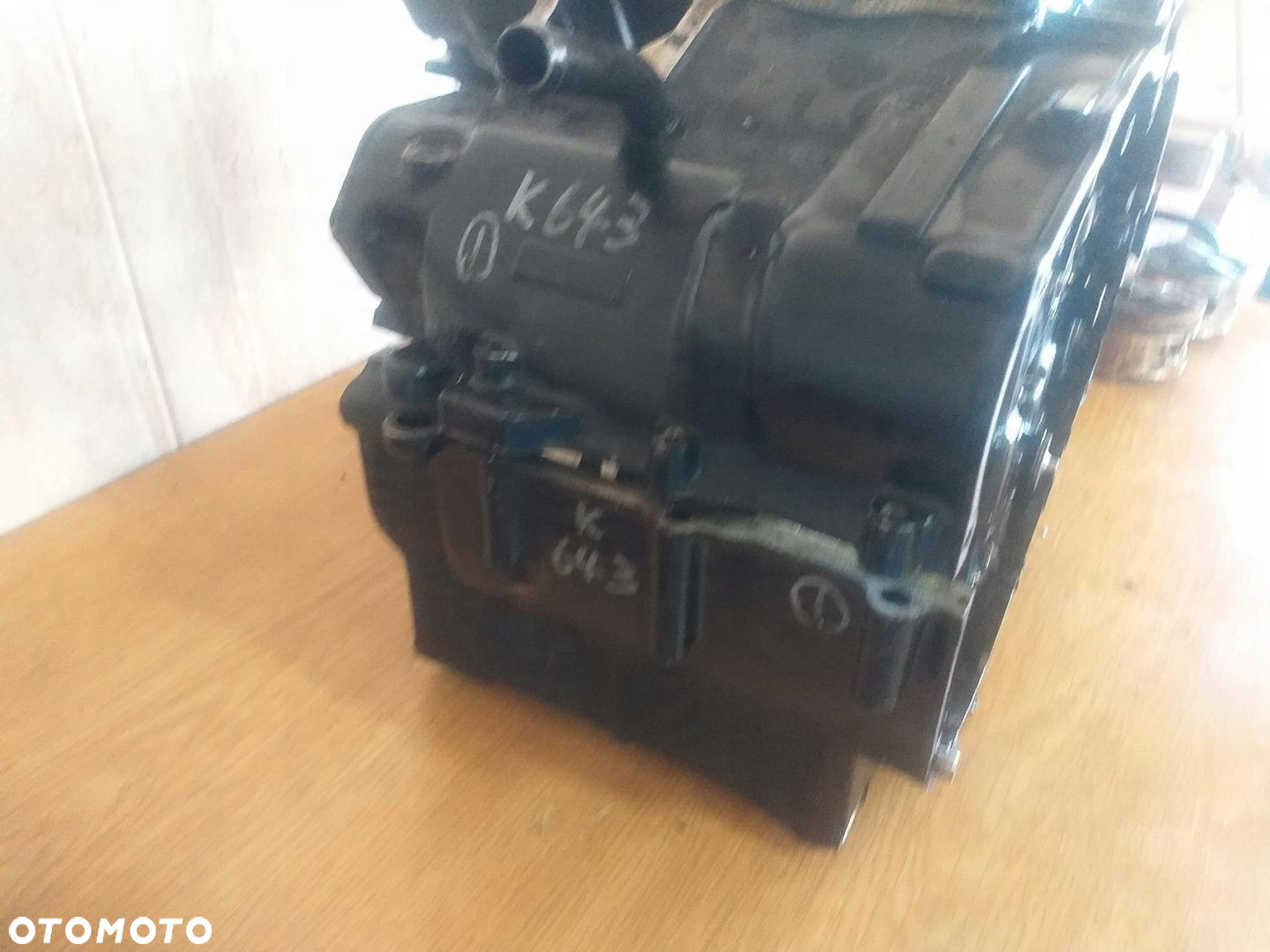 KARTERY BLOK SILNIKA TŁOKI HONDA MAGNA VF700 RC21E - 14