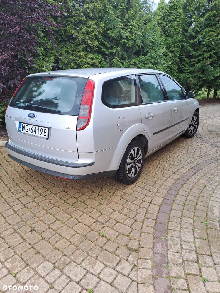 Ford Focus 1.6 TDCi Ambiente - 2