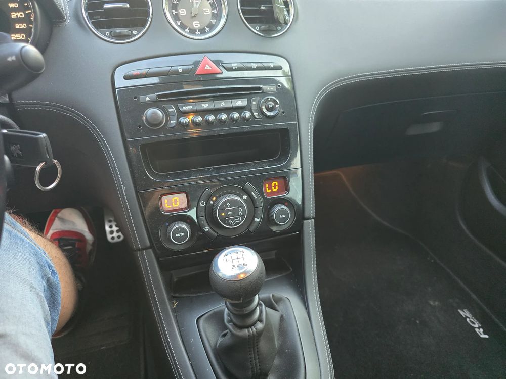 Peugeot RCZ 1.6 THP - 13