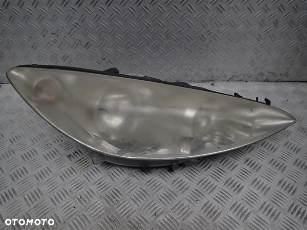 LAMPA PRAWY PRZÓD PEUGEOT 308 9656162480