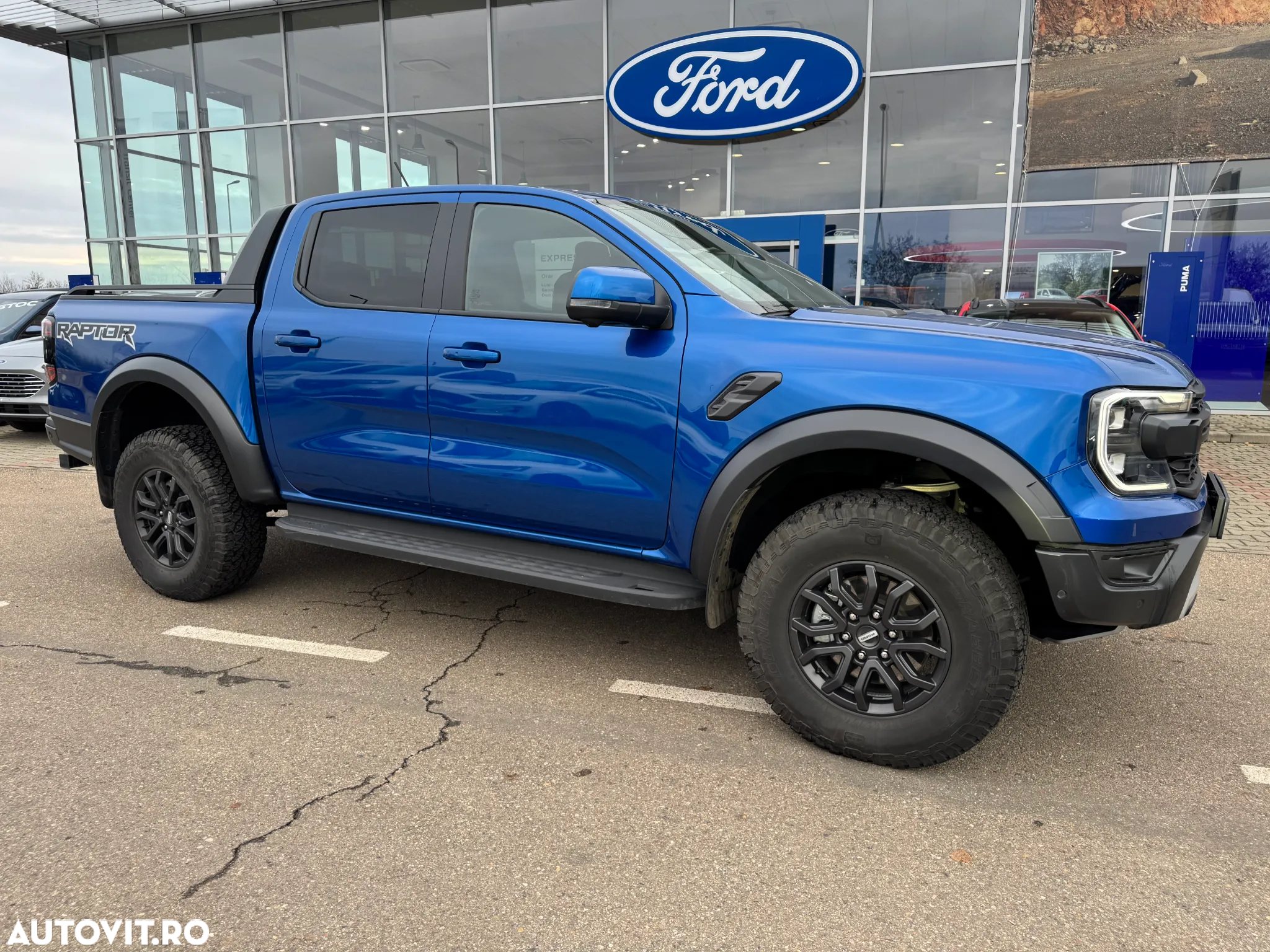 Ford Raptor - 11