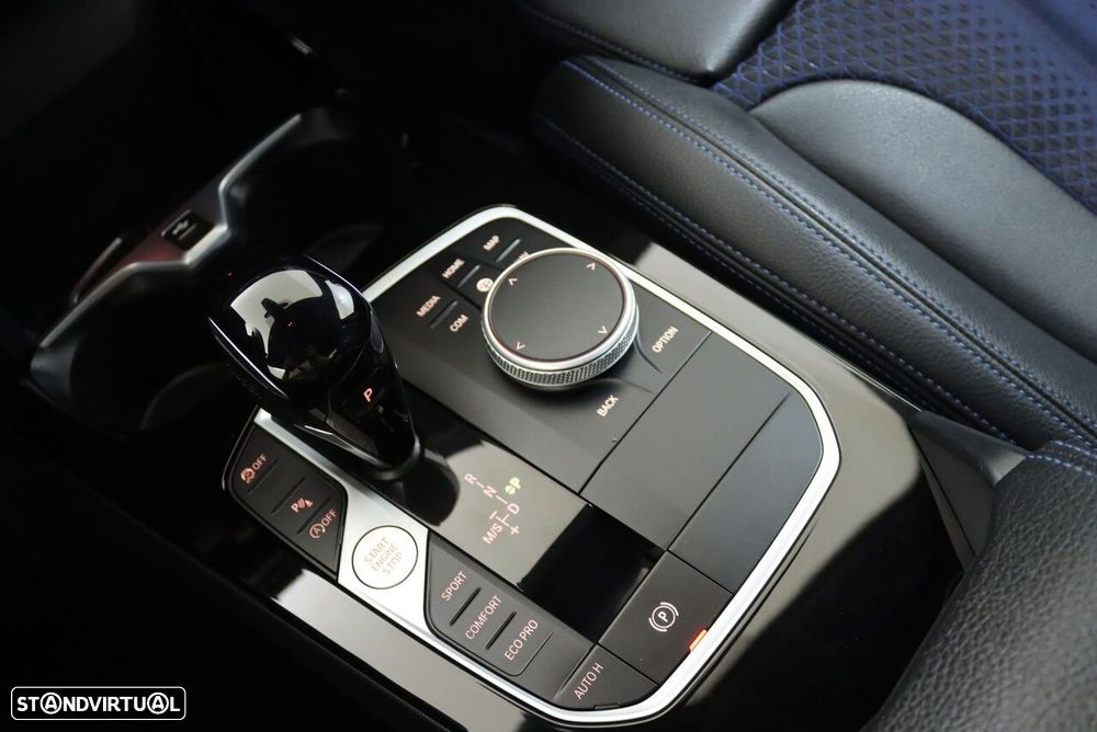 BMW 216 Gran Coupé d Pack Desportivo M - 18