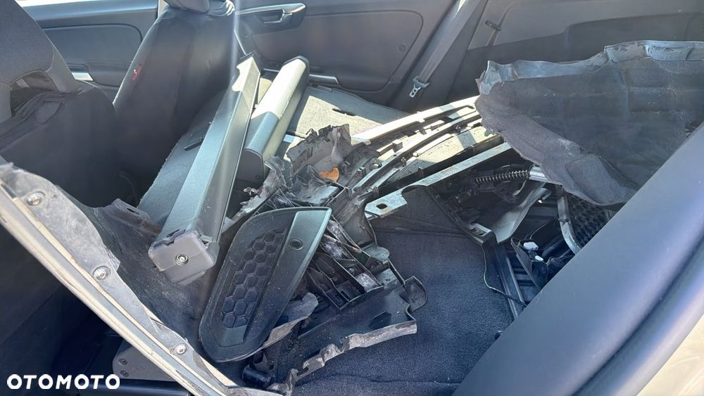 Volvo V60 - 20