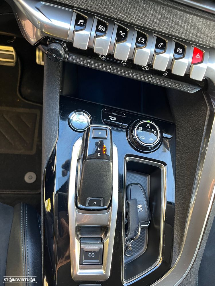 Peugeot 5008 1.5 BlueHDi Crossway EAT8 - 18