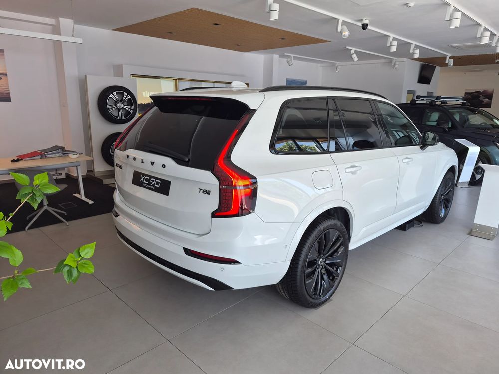 Volvo XC 90 T8 AWD PHEV Ultra Black Edition - 10