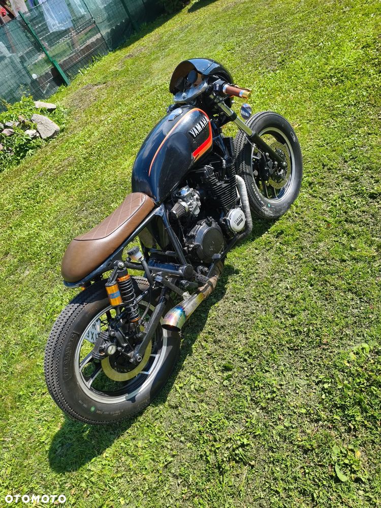 Yamaha XJ - 9