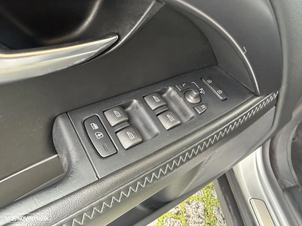 Volvo XC 70 2.0 D3 Drive V.Ocean Race Start/Stop - 18